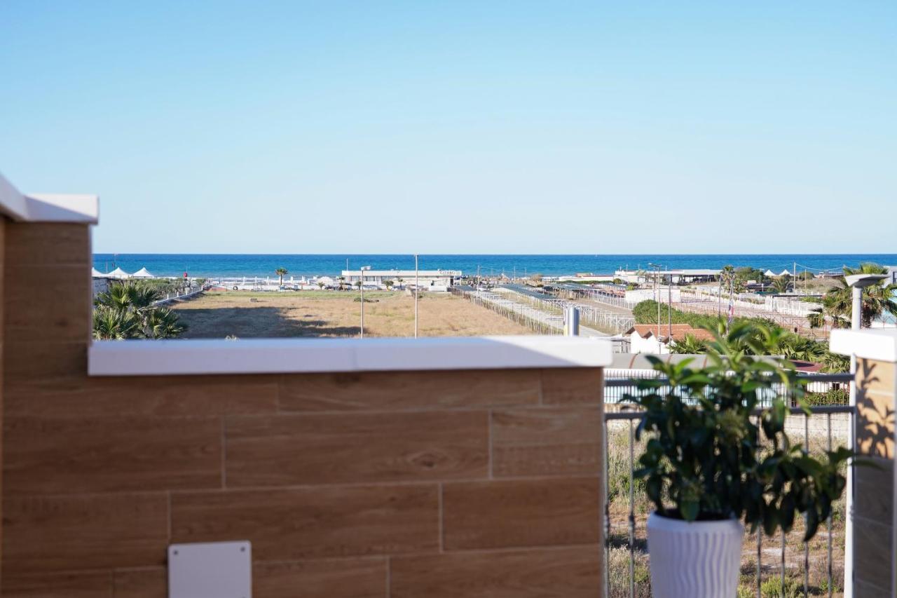 Maison Lion Margherita Di Savoia Luaran gambar